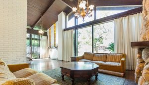 Casa com 280m², 4 dormitórios, 1 suíte, 3 vagas, Três Figueiras em Porto Alegre