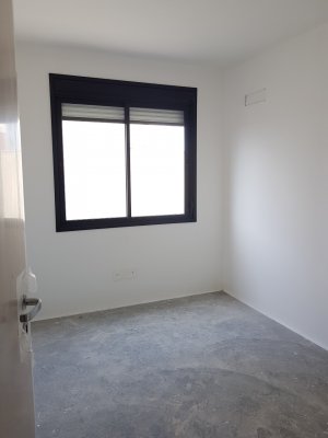 Apartamento com 64m², 2 dormitórios, 1 suíte, 2 vagas, Jardim Do Salso em Porto Alegre