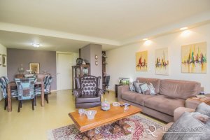 Apartamento com 111m², 3 dormitórios, 1 suíte, 1 vaga, Boa Vista em Porto Alegre