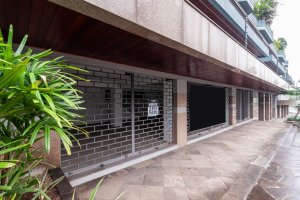 Loja com 623m², 3 vagas, Cristo Redentor em Porto Alegre