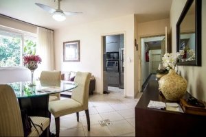 Apartamento com 87m², 3 dormitórios, 2 vagas, Jardim Botânico em Porto Alegre