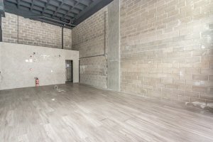 Loja com 59m², Praia De Belas em Porto Alegre