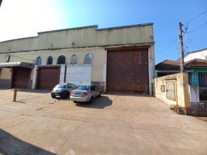 Depósito com 288m², 4° Distrito em Porto Alegre