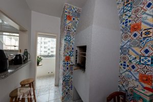 Apartamento com 75m², 2 dormitórios, Menino Deus em Porto Alegre