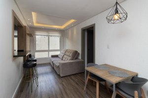 Apartamento com 62m², 2 dormitórios, 1 vaga, Auxiliadora em Porto Alegre
