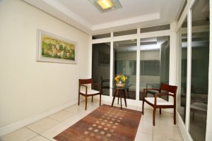 Apartamento com 103m², 3 dormitórios, 1 suíte, 1 vaga, Centro Histórico em Porto Alegre