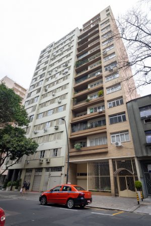 Apartamento com 202m², 3 dormitórios, 1 suíte, 1 vaga, Centro Histórico em Porto Alegre