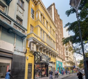 Prédio Comercial com 319m², Centro Histórico em Porto Alegre