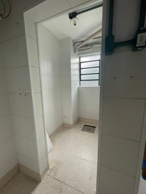 Prédio Comercial com 1000m², 6 vagas, Rio Branco em Porto Alegre