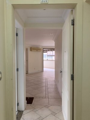 Apartamento com 100m², 3 dormitórios, 1 suíte, 1 vaga, Boa Vista em Porto Alegre