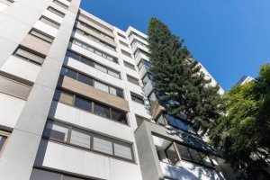 Apartamento com 74m², 3 dormitórios, 1 suíte, 2 vagas, Bela Vista em Porto Alegre