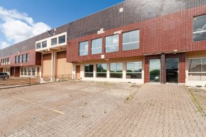 Depósito com 1325m², 7 vagas, Sarandí em Porto Alegre