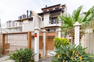 Casa com 295m², 3 dormitórios, 3 suítes, 4 vagas, Chácara Das Pedras em Porto Alegre