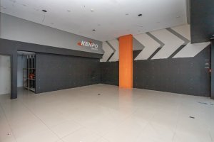 Loja com 101m², Praia De Belas em Porto Alegre