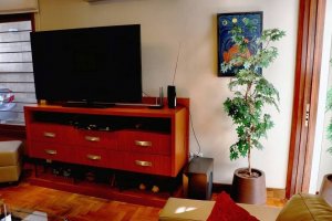 Casa com 160m², 3 dormitórios, 1 suíte, 5 vagas, Jardim Botânico em Porto Alegre