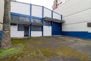 Depósito com 330m², Jardim Botânico em Porto Alegre