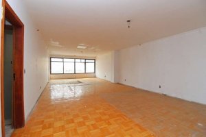 Casa comercial com 380m², Três Figueiras em Porto Alegre