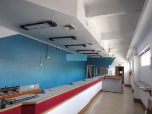 Loja com 213m², Passo Da Areia em Porto Alegre