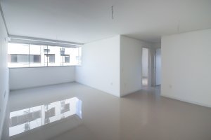 Apartamento com 72m², 2 dormitórios, 2 vagas, Jardim Botânico em Porto Alegre