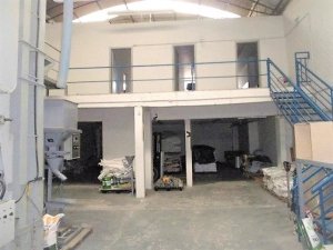 Depósito com 750m², 5 vagas, Navegantes em Porto Alegre