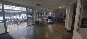 Loja com 230m², São Geraldo em Porto Alegre