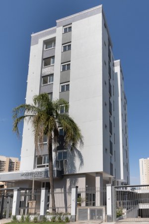 Apartamento com 84m², 3 dormitórios, 3 suítes, 2 vagas, Jardim Europa em Porto Alegre