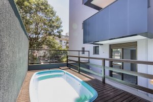 Apartamento com 169m², 3 dormitórios, 1 suíte, 4 vagas, Petrópolis em Porto Alegre