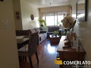 Apartamento com 83m², 3 dormitórios, 1 suíte, 1 vaga, Menino Deus em Porto Alegre