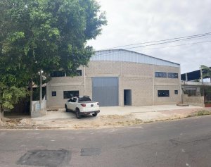 Pavilhão com 400m², Sarandi em Porto Alegre