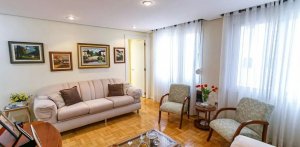 Apartamento com 118m², 3 dormitórios, 1 suíte, 2 vagas, Jardim Botânico em Porto Alegre