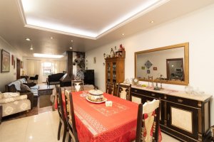 Casa com 385m², 4 dormitórios, 3 suítes, 4 vagas, Cristo Redentor em Porto Alegre