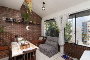 Casa com 385m², 4 dormitórios, 3 suítes, 4 vagas, Cristo Redentor em Porto Alegre