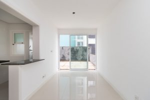 Apartamento com 42m², 1 dormitório, 1 vaga, Passo Da Areia em Porto Alegre