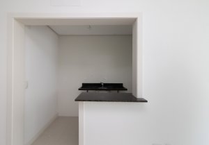 Apartamento com 42m², 1 dormitório, 1 vaga, Passo Da Areia em Porto Alegre