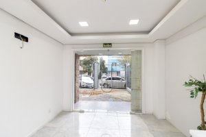 Casa comercial com 250m², Passo Da Areia em Porto Alegre