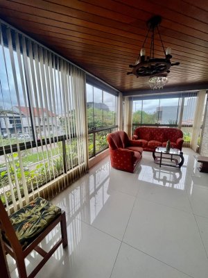 Apartamento com 223m², 3 dormitórios, 2 suítes, 2 vagas, Sarandi em Porto Alegre