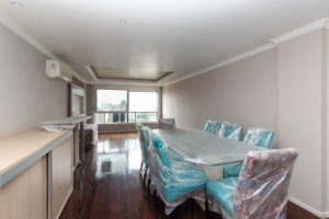 Apartamento com 120m², 3 dormitórios, 1 suíte, 1 vaga, Moinhos De Vento em Porto Alegre