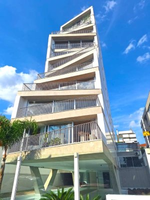 Apartamento com 87m², 2 dormitórios, 2 suítes, 2 vagas, Auxiliadora em Porto Alegre