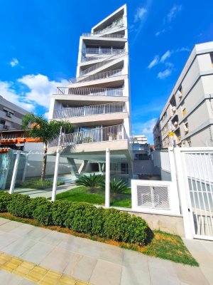 Apartamento com 87m², 2 dormitórios, 2 suítes, 2 vagas, Auxiliadora em Porto Alegre