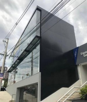 Loja com 309m², Higienópolis em Porto Alegre