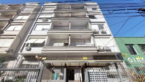 Apartamento com 86m², 3 dormitórios, 1 vaga, Auxiliadora em Porto Alegre