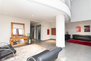 Apartamento com 106m², 3 dormitórios, 1 suíte, 1 vaga, Passo Da Areia em Porto Alegre