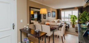 Apartamento com 77m², 2 dormitórios, 1 suíte, 2 vagas, Moinhos De Vento em Porto Alegre