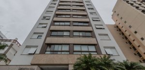 Apartamento com 77m², 2 dormitórios, 1 suíte, 2 vagas, Moinhos De Vento em Porto Alegre
