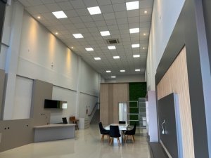 Loja com 235m², Jardim Botânico em Porto Alegre