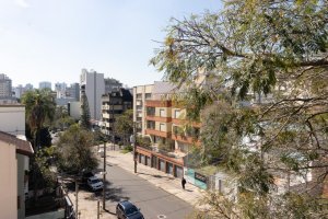 Apartamento com 87m², 2 dormitórios, 1 suíte, 2 vagas, Petrópolis em Porto Alegre
