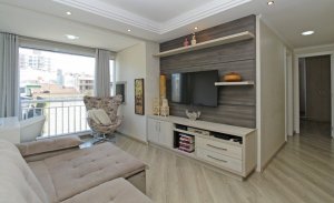 Apartamento com 74m², 2 dormitórios, 1 suíte, 2 vagas, Jardim Lindóia em Porto Alegre