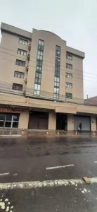 Loja com 70m², São João em Porto Alegre