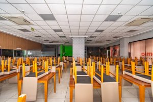 Loja com 305m², Praia De Belas em Porto Alegre