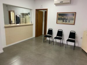 Casa comercial com 350m², 20 vagas, Auxiliadora em Porto Alegre